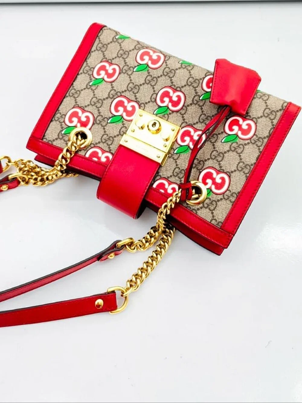 Gucci Limited Edition Padlock Small GG Supreme Apple Bag Shoulder Bag - Picture 11 of 14